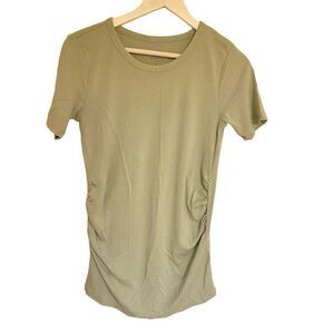 Gap maternity modern T light green short sleeve medium rouged sides